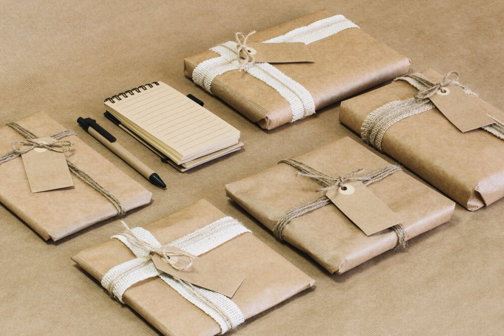 Padded Mailer and Mailing Boxes