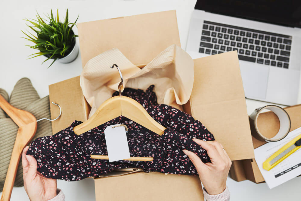 Sustainable Mailers for Fashion E-Commerce