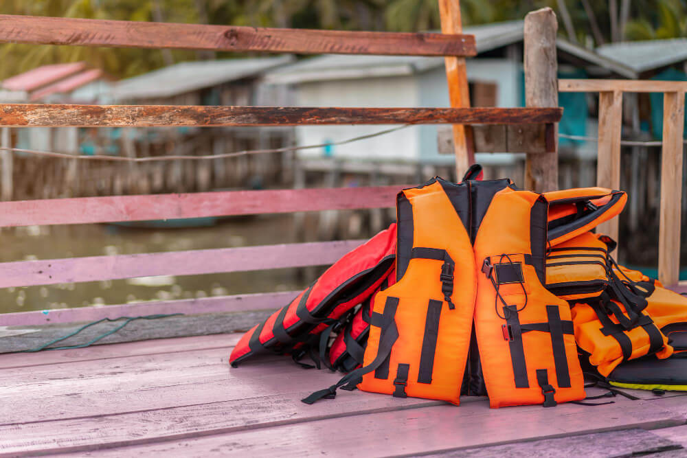 jet ski vest Banks