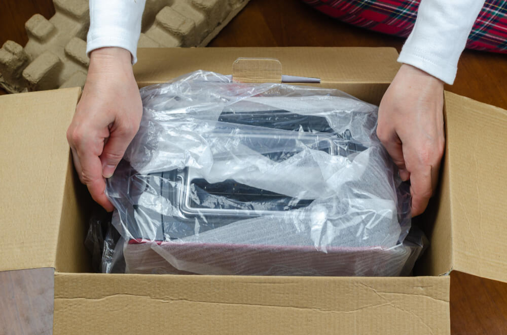 plastic-free packaging for shipping fragile items