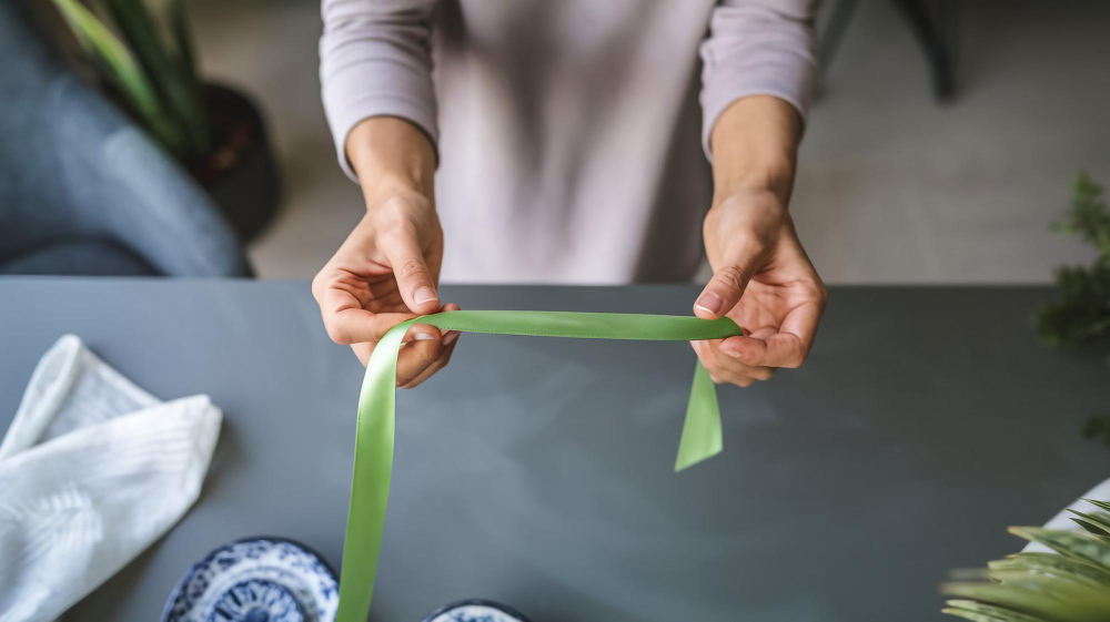 Eco-Friendly Tape vs. Traditional Plastic Tape