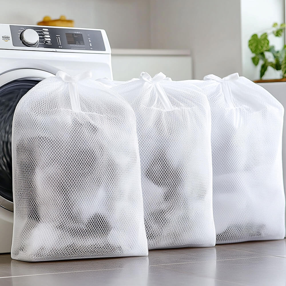 Odor proof laundry bags